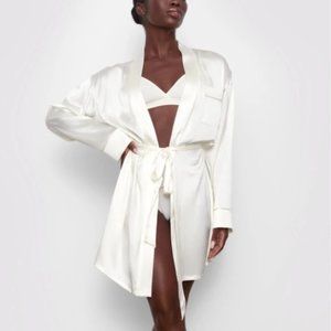 Skims Bridal Robe, Size Small, limited edition